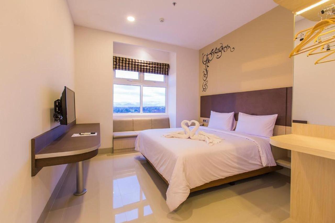Sparks Odeon Sukabumi, Artotel Curated Zewnętrze zdjęcie